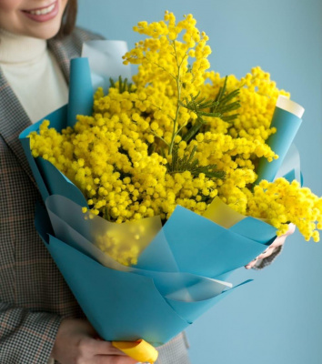 Букет из мимозы Ты свет в моем сердце