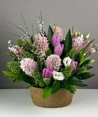 Композиция с гиацинтами Подарю тебе весну Амелия