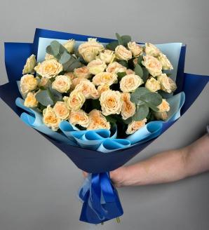 Букет из кустовых роз Розанелла